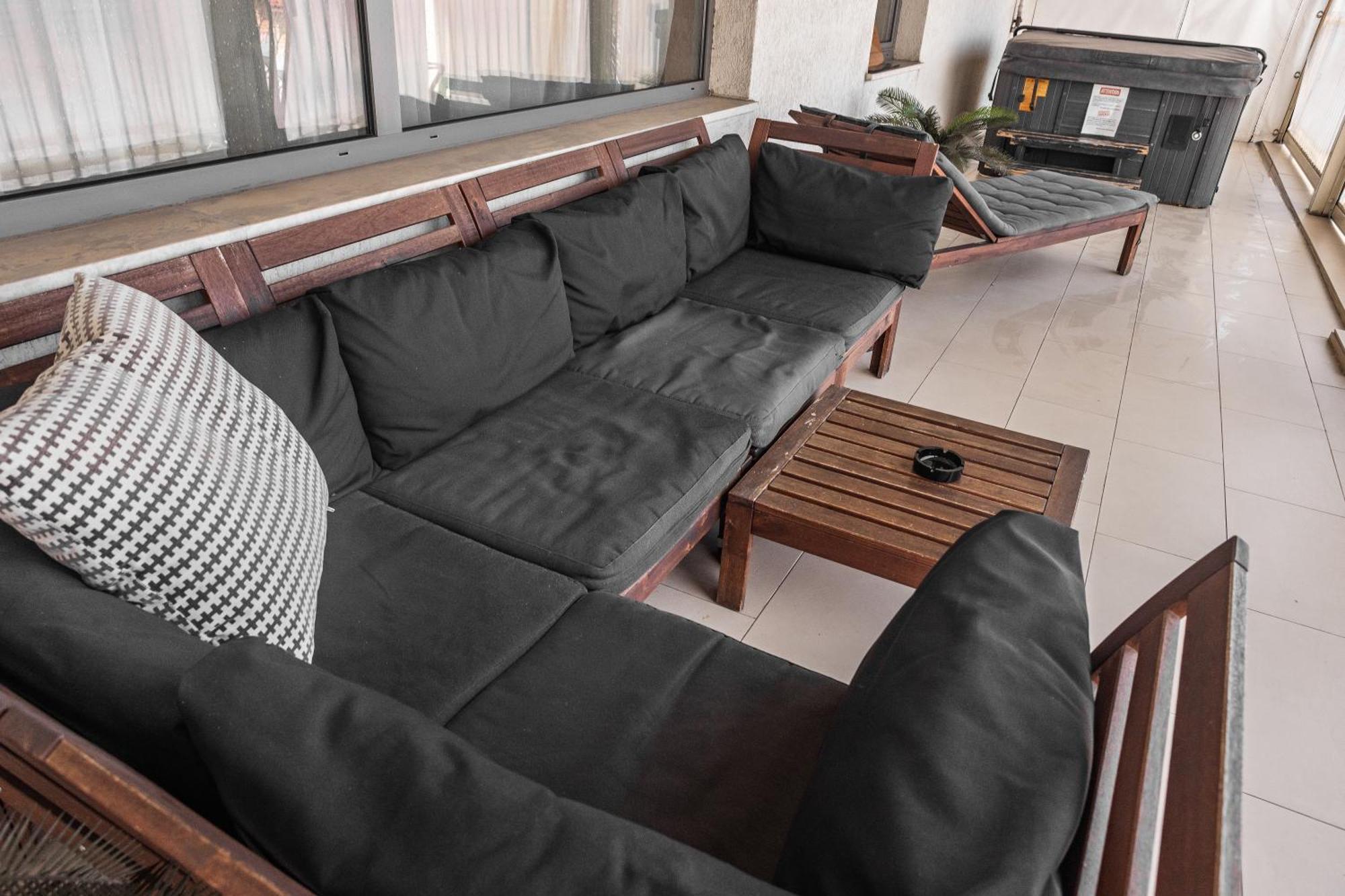 Villa Boutique Lafayette Бухарест Экстерьер фото