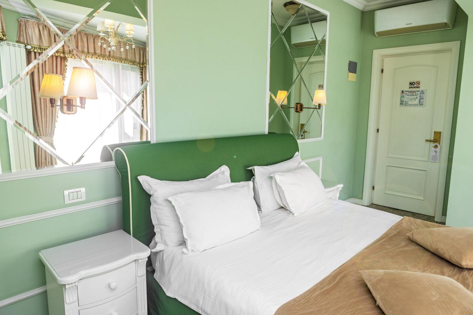 Villa Boutique Lafayette Бухарест Экстерьер фото