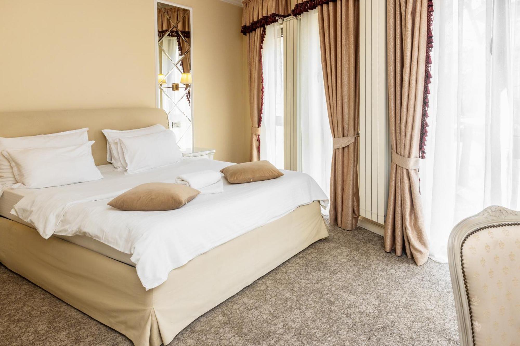 Villa Boutique Lafayette Бухарест Экстерьер фото